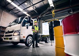 Hydrauliczne żurawie do załadunku Hiab T-HiDuo 018-2