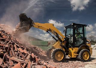 Ładowarki kołowe Caterpillar 903C 2