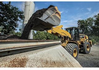 Ładowarki kołowe Caterpillar 962M