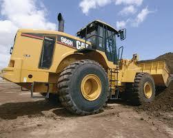 Ładowarki kołowe Caterpillar 966H