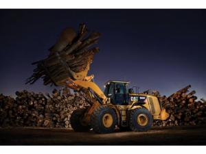 Ładowarki kołowe Caterpillar 966K