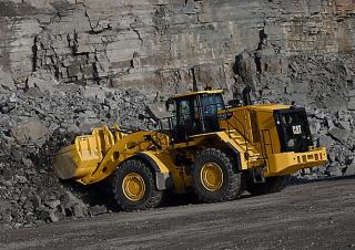 Ładowarki kołowe Caterpillar 986K