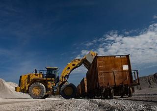 Ładowarki kołowe Caterpillar 986K