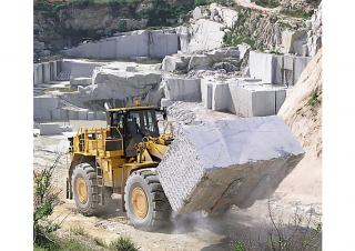 Ładowarki kołowe Caterpillar 988K