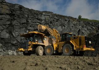 Ładowarki kołowe Caterpillar 988K XE