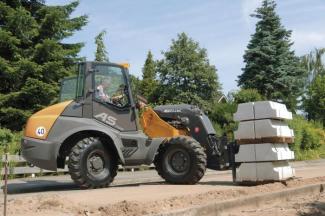 Ładowarki kołowe Mecalac AS 700