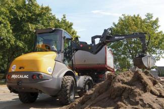 Ładowarki kołowe Mecalac AS 900