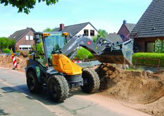 Ładowarki kołowe Mecalac AS900