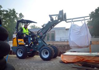 Ładowarki kołowe Giant G2200 X-tra HD