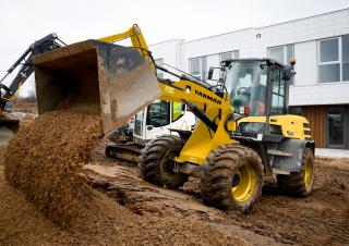 Ładowarki kołowe Yanmar V 100