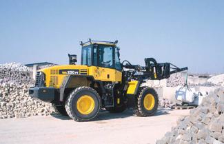 Ładowarki kołowe Komatsu WA250-1