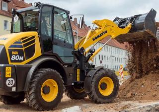 Ładowarki kołowe Komatsu WA80M-7