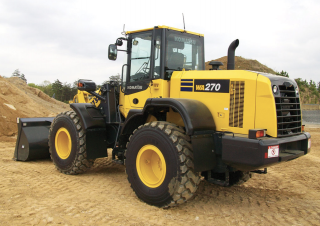 Ładowarki kołowe Komatsu WA200-7