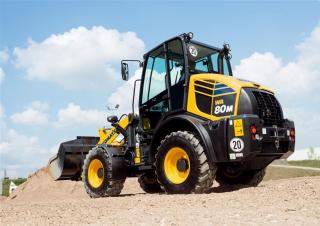 Ładowarki kołowe Komatsu WA80M-7