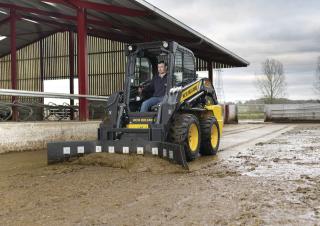 Ładowarki o sterowaniu burtowym New Holland L220