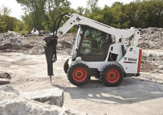 Ładowarki o sterowaniu burtowym Bobcat S570