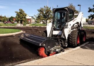 Ładowarki o sterowaniu burtowym Bobcat S850