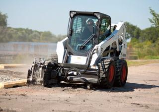 Ładowarki o sterowaniu burtowym Bobcat S650