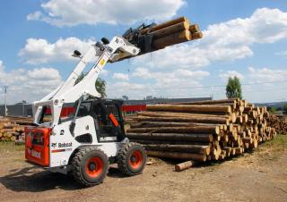 Ładowarki o sterowaniu burtowym Bobcat S850