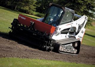 Ładowarki o sterowaniu burtowym Bobcat T770
