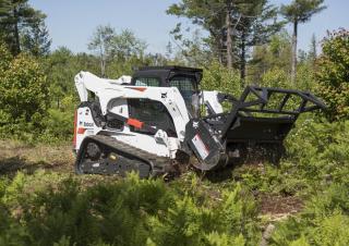 Ładowarki o sterowaniu burtowym Bobcat T870