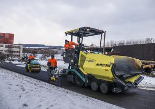 Kołowa betoniarka drogowa Ammann AFW 400-3
