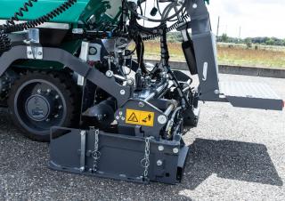 Kołowa betoniarka drogowa Vögele Mini 502