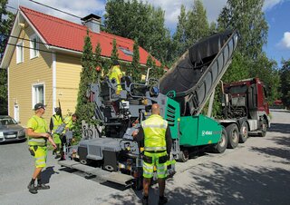 Kołowa betoniarka drogowa Vögele Super 1003i