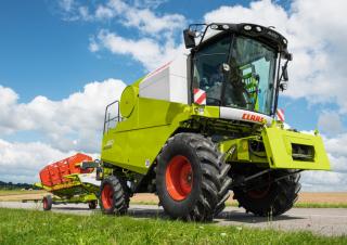 Kombajny zbożowe Claas Avero 160
