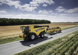 Kombajny zbożowe New Holland CX7.80   