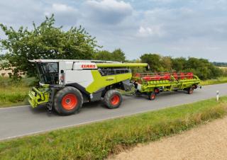 Kombajny zbożowe Claas Lexion 7700 