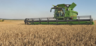Kombajny zbożowe John Deere S 690 HM