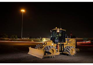 Kompaktor odpadów Caterpillar 815K