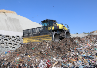 Kompaktor odpadów Bomag BC 973 RB 5