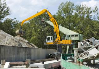 Koparki do prac przeładunkowych Liebherr ER 944 C High Rise Litronic