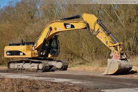 Koparki gąsienicowe Caterpillar 330D LN