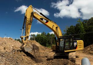 Koparki gąsienicowe Caterpillar 330F L