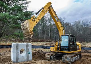 Koparki gąsienicowe Caterpillar 335F L 