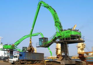 Koparki do prac przeładunkowych Sennebogen 870R E Hybrid 