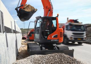 Koparki gąsienicowe Doosan DX140LCR-5