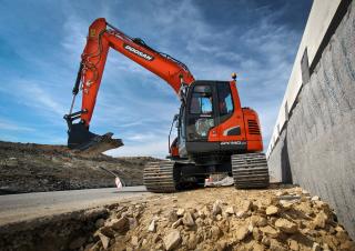Koparki gąsienicowe Doosan DX 140 LCR