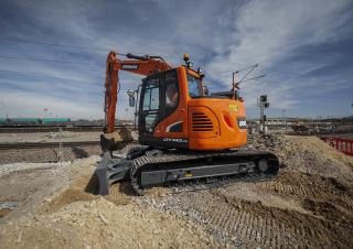 Koparki gąsienicowe Doosan DX 140 LCR