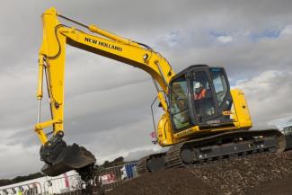 Koparki gąsienicowe New Holland E140C SR LC