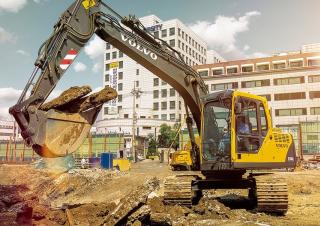 Koparki gąsienicowe Volvo EC140B
