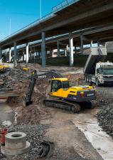 Koparki gąsienicowe Volvo EC220DL