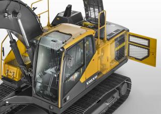 Koparki gąsienicowe Volvo EC220ELR
