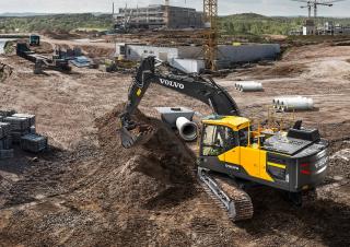 Koparki gąsienicowe Volvo EC220EN