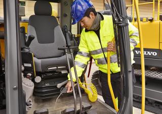 Koparki gąsienicowe Volvo EC300EL