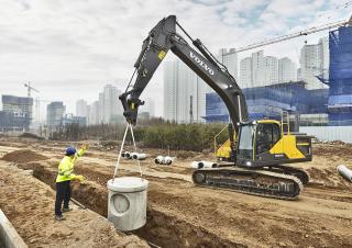Koparki gąsienicowe Volvo EC300ENL