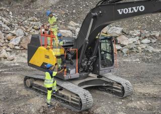 Koparki gąsienicowe Volvo EC300ERL
